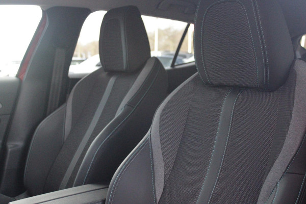 Peugeot 408 1.2 Hybrid 145PK e-DCS6 ALLURE | ACHTERUITRIJ CAMERA | KEYLESS ENTRY/START | DRAADLOOS APPLE CARPLAY/ANDROID AUTO | DRAADLOOS TELEFOONLADEN | DAB+ RADIO | NAVIGATIE | ADAPTIVE CRUISE CONTROL | 19" LICHTMETALEN VELGEN | PARKEERSENSOREN ACHTER |