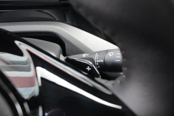 Peugeot 408 1.2 Hybrid 145PK e-DCS6 ALLURE | ACHTERUITRIJ CAMERA | KEYLESS ENTRY/START | DRAADLOOS APPLE CARPLAY/ANDROID AUTO | DRAADLOOS TELEFOONLADEN | DAB+ RADIO | NAVIGATIE | ADAPTIVE CRUISE CONTROL | 19" LICHTMETALEN VELGEN | PARKEERSENSOREN ACHTER |