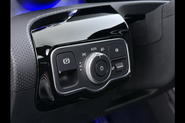 Mercedes-Benz CLA-Klasse 250 e AMG line | Pano HUD Memory Sound Keyless