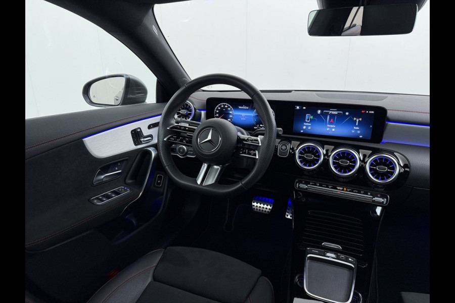 Mercedes-Benz CLA-Klasse 250 e AMG line | Pano HUD Memory Sound Keyless
