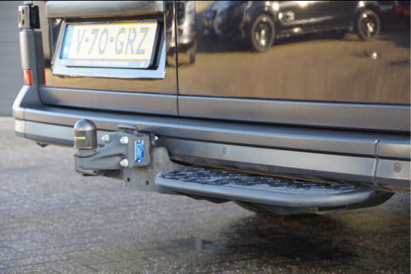 Volkswagen Crafter 35 2.0 TDI L3H3 177PK AUT. LED, 2X SCHUIFDEUR, TREKHAAK, STOELVERWARMING, GEVEERDE STOEL, AIRCO, PARKEERSENSOREN