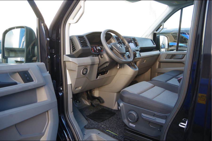 Volkswagen Crafter 35 2.0 TDI L3H3 177PK AUT. LED, 2X SCHUIFDEUR, TREKHAAK, STOELVERWARMING, GEVEERDE STOEL, AIRCO, PARKEERSENSOREN