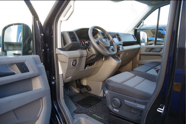 Volkswagen Crafter 35 2.0 TDI L3H3 177PK AUT. LED, 2X SCHUIFDEUR, TREKHAAK, STOELVERWARMING, GEVEERDE STOEL, AIRCO, PARKEERSENSOREN