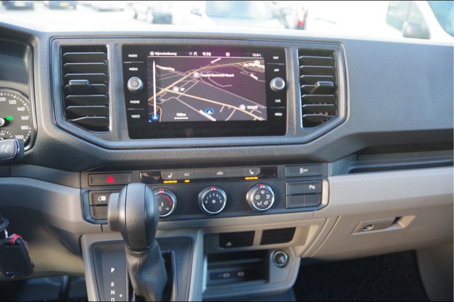 Volkswagen Crafter 35 2.0 TDI L3H3 177PK AUT. LED, 2X SCHUIFDEUR, TREKHAAK, STOELVERWARMING, GEVEERDE STOEL, AIRCO, PARKEERSENSOREN