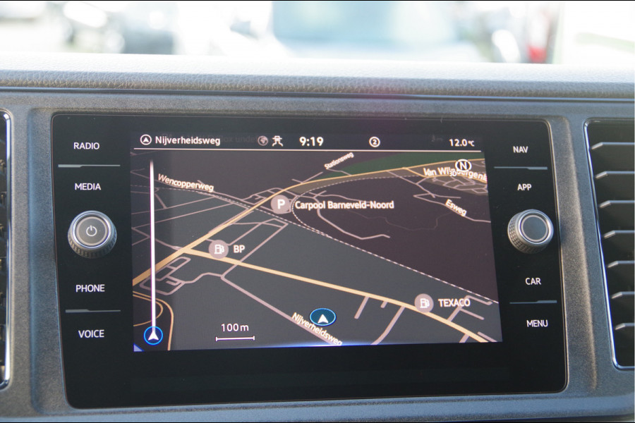 Volkswagen Crafter 35 2.0 TDI L3H3 177PK AUT. LED, 2X SCHUIFDEUR, TREKHAAK, STOELVERWARMING, GEVEERDE STOEL, AIRCO, PARKEERSENSOREN