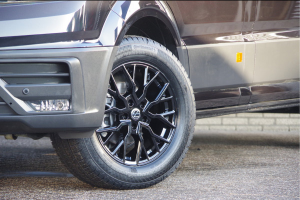 Volkswagen Crafter 35 2.0 TDI L3H3 177PK AUT. LED, 2X SCHUIFDEUR, TREKHAAK, STOELVERWARMING, GEVEERDE STOEL, AIRCO, PARKEERSENSOREN