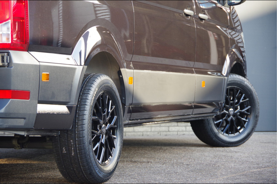 Volkswagen Crafter 35 2.0 TDI L3H3 177PK AUT. LED, 2X SCHUIFDEUR, TREKHAAK, STOELVERWARMING, GEVEERDE STOEL, AIRCO, PARKEERSENSOREN