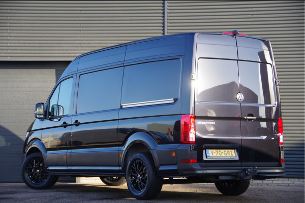 Volkswagen Crafter 35 2.0 TDI L3H3 177PK AUT. LED, 2X SCHUIFDEUR, TREKHAAK, STOELVERWARMING, GEVEERDE STOEL, AIRCO, PARKEERSENSOREN