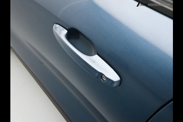 Ford Kuga 2.5 PHEV Titanium (KEYLESS,LED VERLICHTING,COMFORT-STOELEN,NAVIGATIE,DIGITAAL DISPLAY,CAMERA,PARKEERSENSOREN,CAMERA)