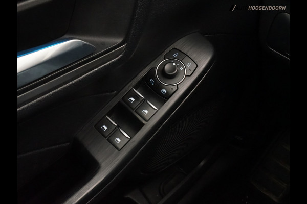 Ford Kuga 2.5 PHEV Titanium (KEYLESS,LED VERLICHTING,COMFORT-STOELEN,NAVIGATIE,DIGITAAL DISPLAY,CAMERA,PARKEERSENSOREN,CAMERA)