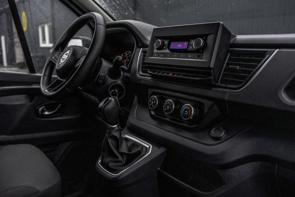 Renault Trafic Primastar**dCi | L2H1 | Automaat | 150 PK | LED | Cruise | Airco | PDC | Euro 6**