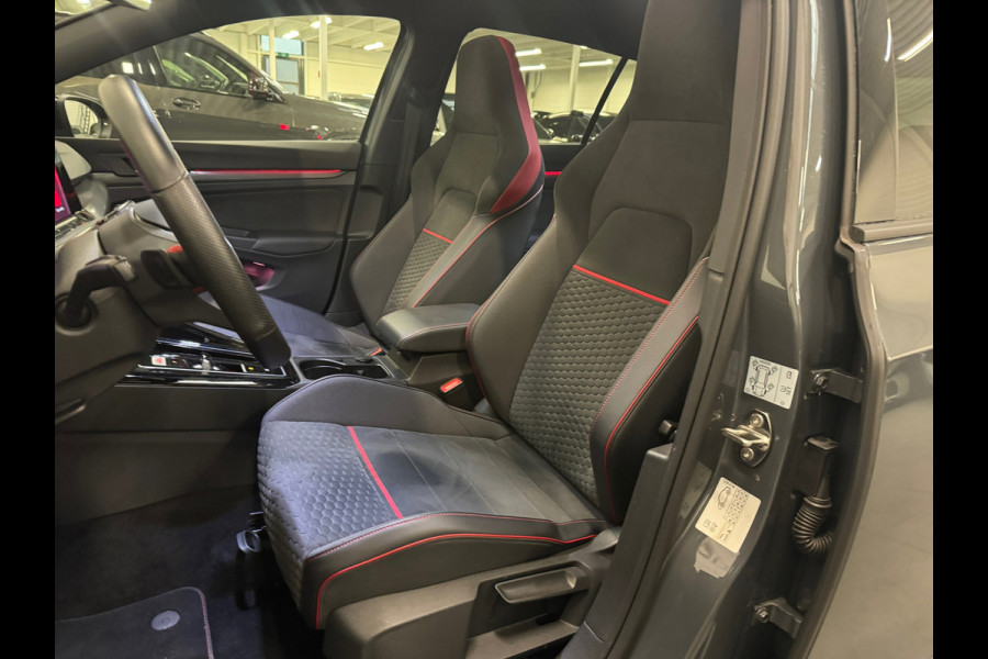 Volkswagen Golf 2.0 TSI GTI Clubsport Pano|HuD|H/K|IQ|BTW auto