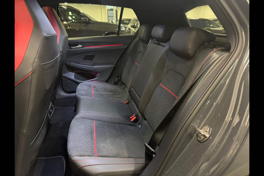 Volkswagen Golf 2.0 TSI GTI Clubsport Pano|HuD|H/K|IQ|BTW auto