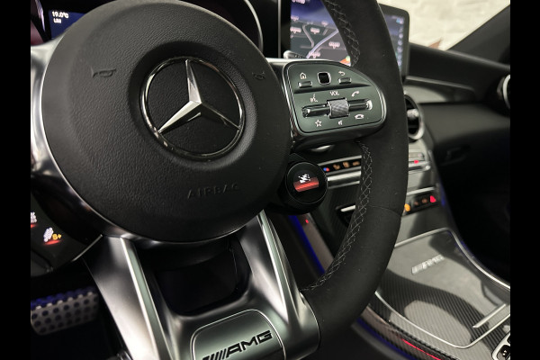 Mercedes-Benz C-Klasse Coupé 63 S AMG | Keramisch | Schaalstoelen | Carbon | AMG Driver's Package | Aero-Pakket | Panorama | Burmester | Multi-Beam LED | Memory | ACC | Rij-Assistentie Pakket | Keyless-Go | Sfeerverlichting | Carplay |
