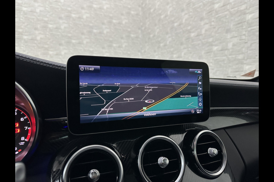 Mercedes-Benz C-Klasse Coupé 63 S AMG | Keramisch | Schaalstoelen | Carbon | AMG Driver's Package | Aero-Pakket | Panorama | Burmester | Multi-Beam LED | Memory | ACC | Rij-Assistentie Pakket | Keyless-Go | Sfeerverlichting | Carplay |