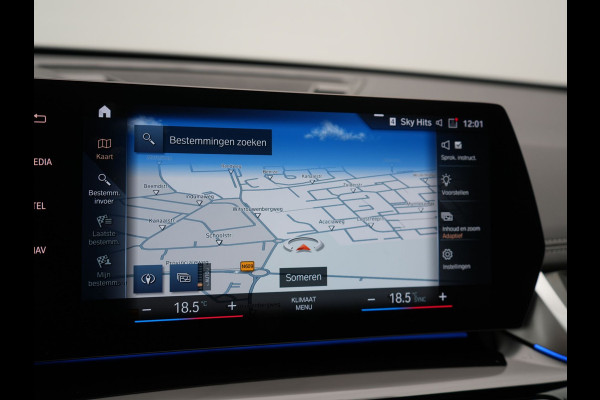 BMW X1 sDrive20i M Sport 156pk Dealer O.H. | Panodak | Lederen Sportstoelen Verwarmd | Adaptive M Onderstel | Widescreen Navi | Camera | Keyless | Adaptive LED | Sfeerverlichting | Apple Carplay | Navigatie | DAB |