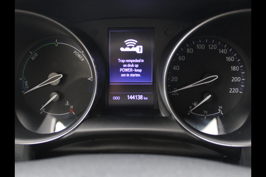 Toyota C-HR 2.0 Hybrid Launch Edition | TREKHAAK | LEDEREN BEKLEDING |