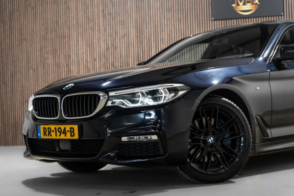 BMW 5 Serie 530i M Sport PANO LEDER LED
