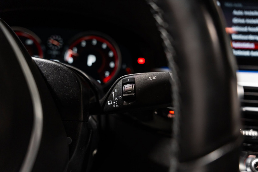 BMW 5 Serie 530i M Sport PANO LEDER LED