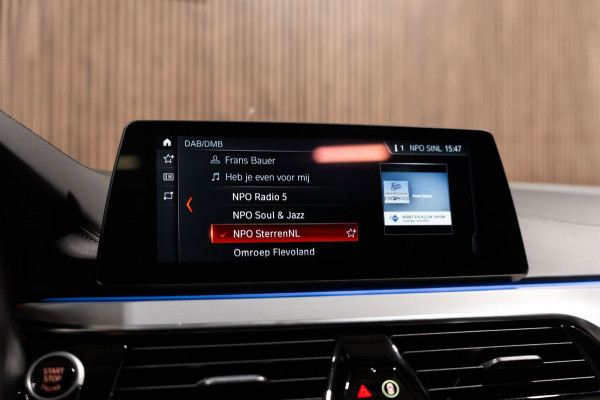 BMW 5 Serie 530i M Sport PANO LEDER LED