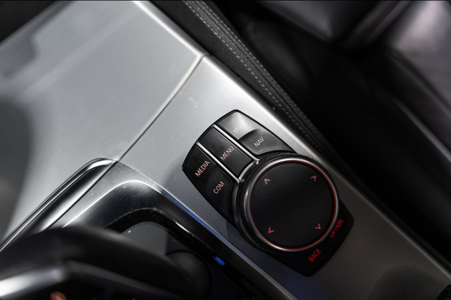 BMW 5 Serie 530i M Sport PANO LEDER LED