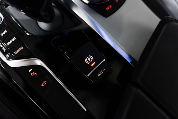 BMW 5 Serie 530i M Sport PANO LEDER LED