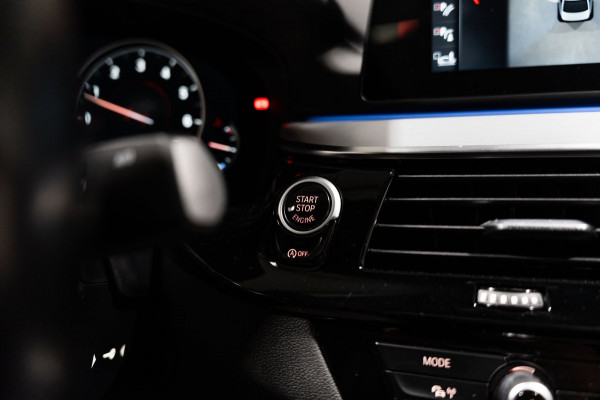 BMW 5 Serie 530i M Sport PANO LEDER LED