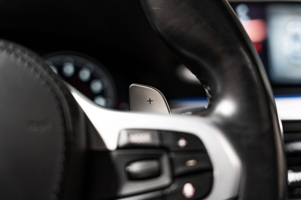 BMW 5 Serie 530i M Sport PANO LEDER LED