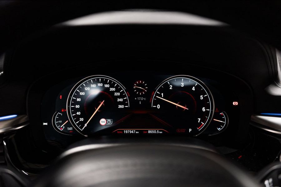 BMW 5 Serie 530i M Sport PANO LEDER LED