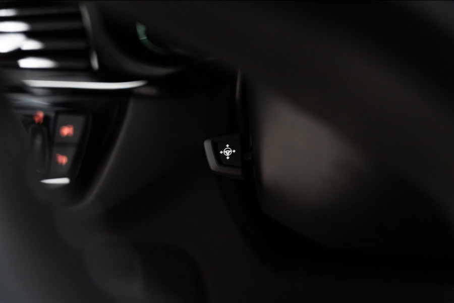 BMW 5 Serie 530i M Sport PANO LEDER LED