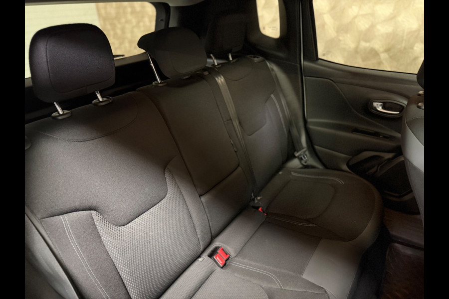 Jeep Renegade 4xe 240 Plug-in Hybrid Electric Limited Lease Ed. | Pano | Keyless | Stoel-/stuurverwarming | DAB | Camera