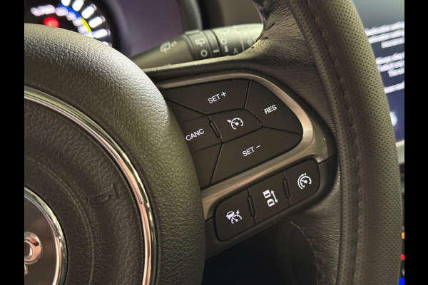 Jeep Renegade 4xe 240 Plug-in Hybrid Electric Limited Lease Ed. | Pano | Keyless | Stoel-/stuurverwarming | DAB | Camera