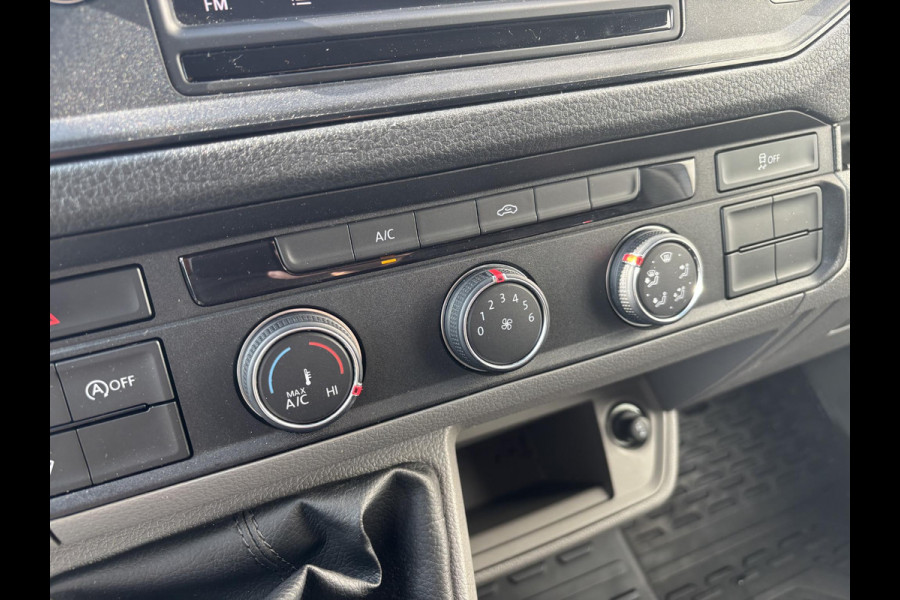 Volkswagen Crafter 35 2.0 TDI L3H3*A/C*CRUISE*HAAK*CAM*