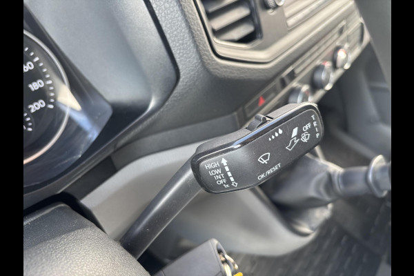 Volkswagen Crafter 35 2.0 TDI L3H3*A/C*CRUISE*HAAK*CAM*