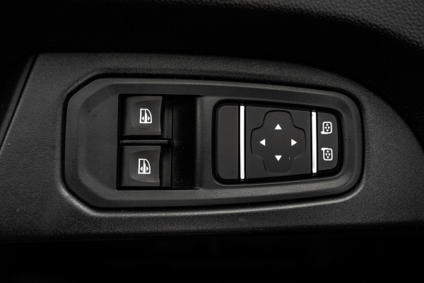 Renault Trafic / Primastar **dCi | L2H1 | Automaat | LED | PDC | Cruise | Airco | Euro 6**