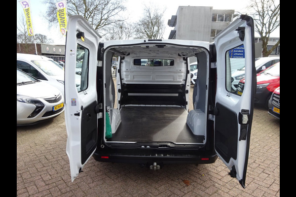 Renault Trafic 2.0 dCi 120 T29 L1H1 2 x SCHUIFDEUR AIRCO NAVIGATIE CRUISE CONTROL