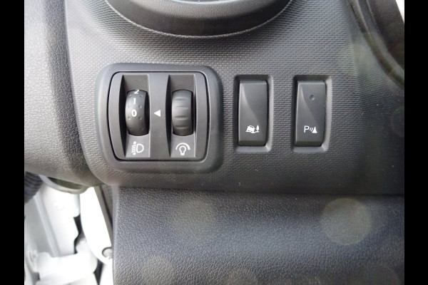 Renault Trafic 2.0 dCi 120 T29 L1H1 2 x SCHUIFDEUR AIRCO NAVIGATIE CRUISE CONTROL