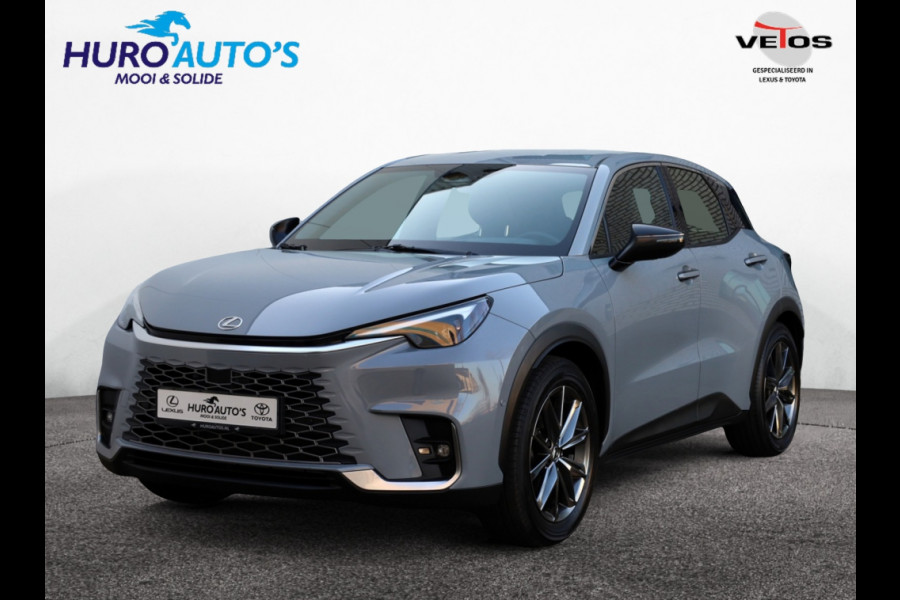 Lexus LBX Relax AWD | Mark Levinson | Head-up | Park Assist