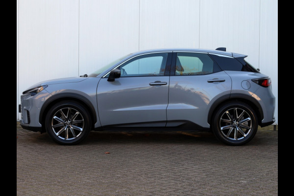 Lexus LBX Relax AWD | Mark Levinson | Head-up | Park Assist