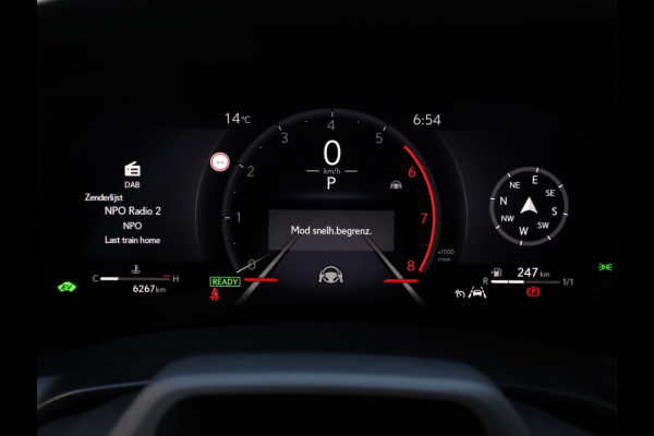 Lexus LBX Relax AWD | Mark Levinson | Head-up | Park Assist