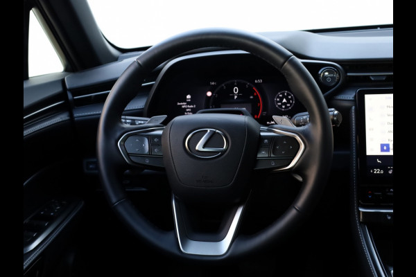 Lexus LBX Relax AWD | Mark Levinson | Head-up | Park Assist