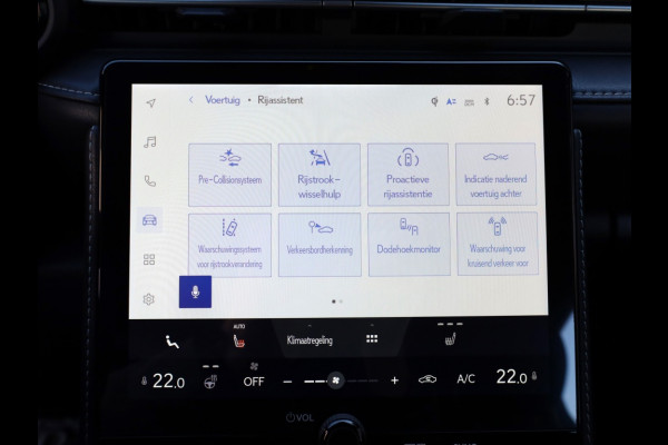 Lexus LBX Relax AWD | Mark Levinson | Head-up | Park Assist