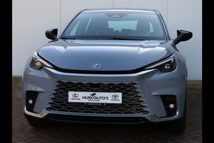 Lexus LBX Relax AWD | Mark Levinson | Head-up | Park Assist