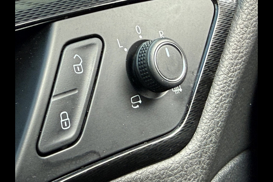 Volkswagen e-Golf e-Golf SOH 90.2%, Leer, Camera, 17''Lmv