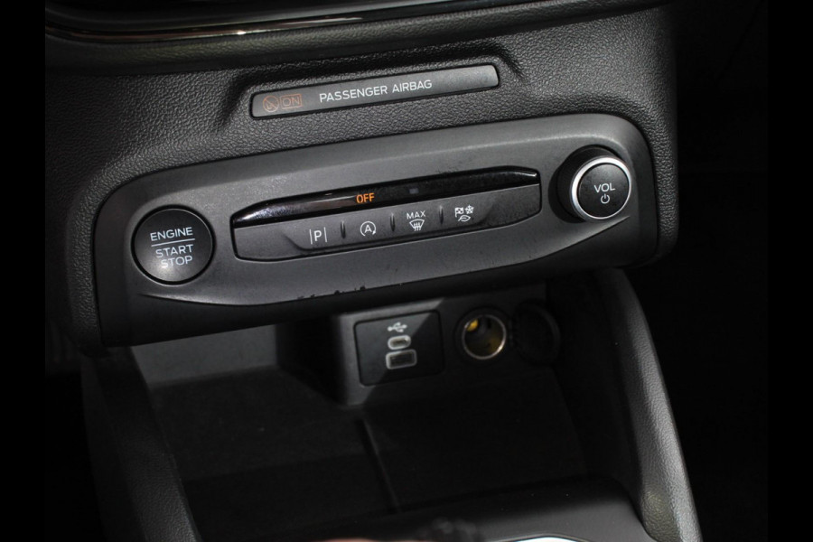 Ford Focus 1.0 Focus 125 PK HB ST-Line Automaat | Navigatie | Climate control | Cruise control | Carplay/Android Auto | LM velgen | Parkeersensoren | Led Matrix koplampen