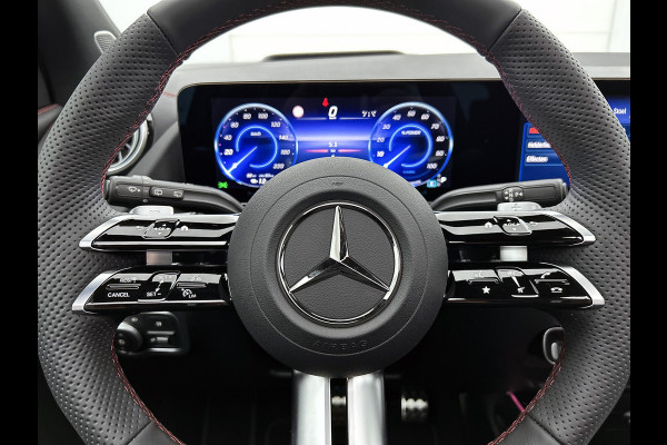 Mercedes-Benz EQA 250+ Business Solution AMG 71 kWh | Trekhaak | Nightpakket | GUARD 360° Voertuigbescherming Plus | Memorypakket | Panoramaschuifdak | Head-up display | 360° camera | Burmester® 3D sound systeem |