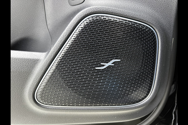 Mercedes-Benz EQA 250+ Business Solution AMG 71 kWh | Trekhaak | Nightpakket | GUARD 360° Voertuigbescherming Plus | Memorypakket | Panoramaschuifdak | Head-up display | 360° camera | Burmester® 3D sound systeem |