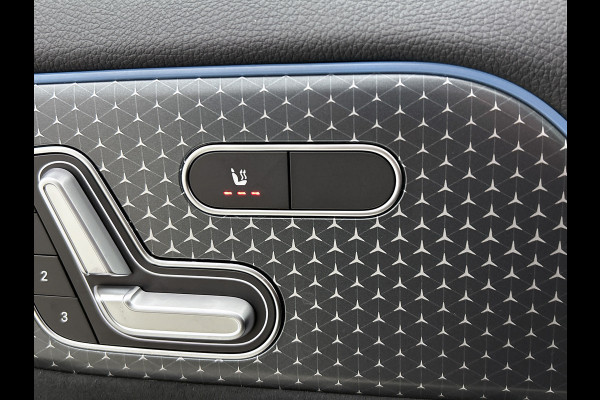Mercedes-Benz EQA 250+ Business Solution AMG 71 kWh | Trekhaak | Nightpakket | GUARD 360° Voertuigbescherming Plus | Memorypakket | Panoramaschuifdak | Head-up display | 360° camera | Burmester® 3D sound systeem |