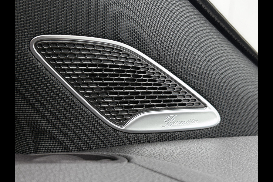 Mercedes-Benz EQA 250+ Business Solution AMG 71 kWh | Trekhaak | Nightpakket | GUARD 360° Voertuigbescherming Plus | Memorypakket | Panoramaschuifdak | Head-up display | 360° camera | Burmester® 3D sound systeem |