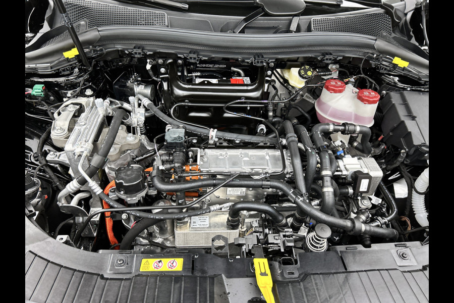 Mercedes-Benz EQA 250+ Business Solution AMG 71 kWh | Trekhaak | Nightpakket | GUARD 360° Voertuigbescherming Plus | Memorypakket | Panoramaschuifdak | Head-up display | 360° camera | Burmester® 3D sound systeem |